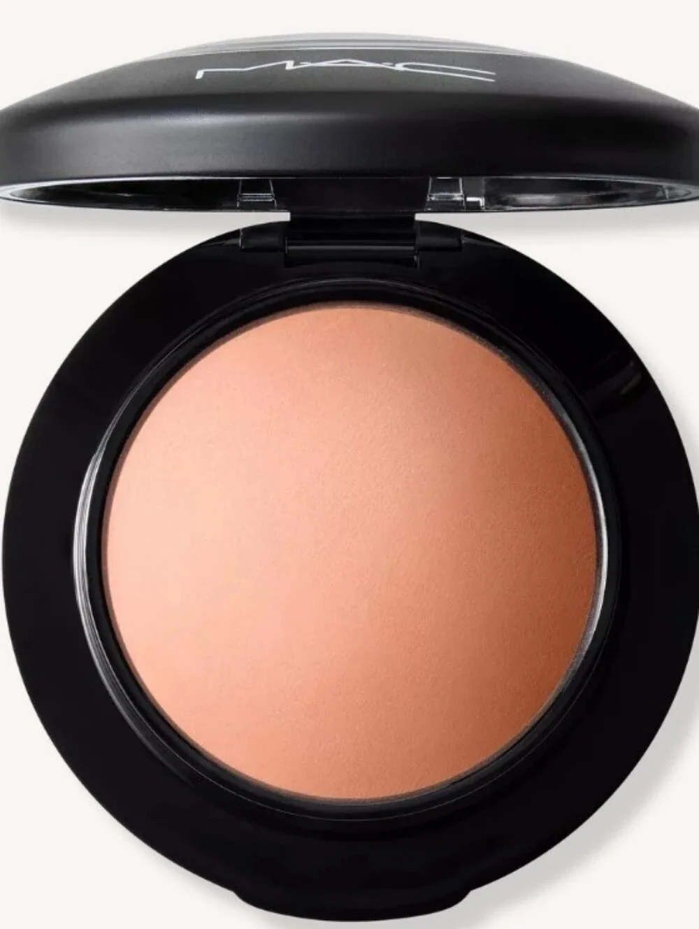 MAC Cosmetics color naturally